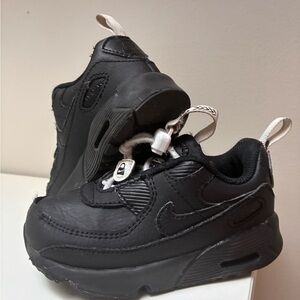 Nike Air Max - Toddler 7C -  Black Sneakers with White Pull Bungie